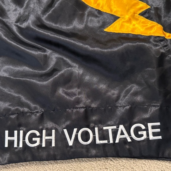 Fairtex Traditional Muay Thai Boxing Shorts - Picture 7 of 7